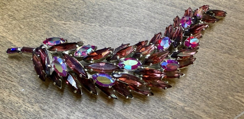Large Vintage Signed Regency Brooch Purple Stones Leaf Feather Gorgeous!