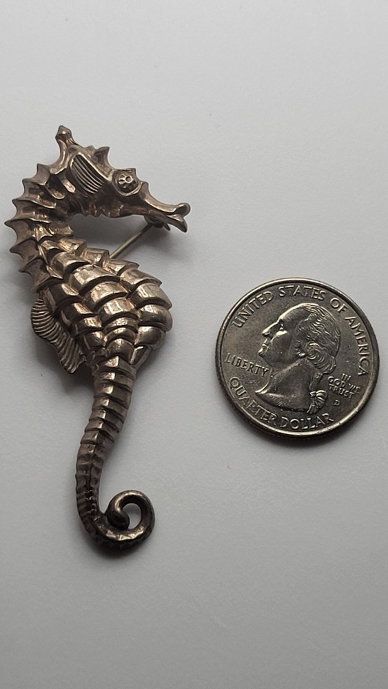 Vintage Designer Beau Sterling Silver Seahorse Brooch / Pin. IV
