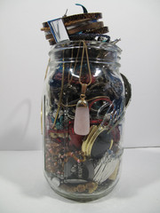 1.75 lbs Mystery Jewelry Lot VTG to Now All Wearable Necklaces~JAR NOT INCLUDED