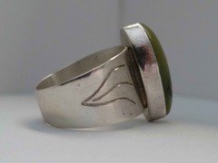 DR China 925 Sterling Silver Green Stone Ring Size 7.5 Vintage Statement Ring