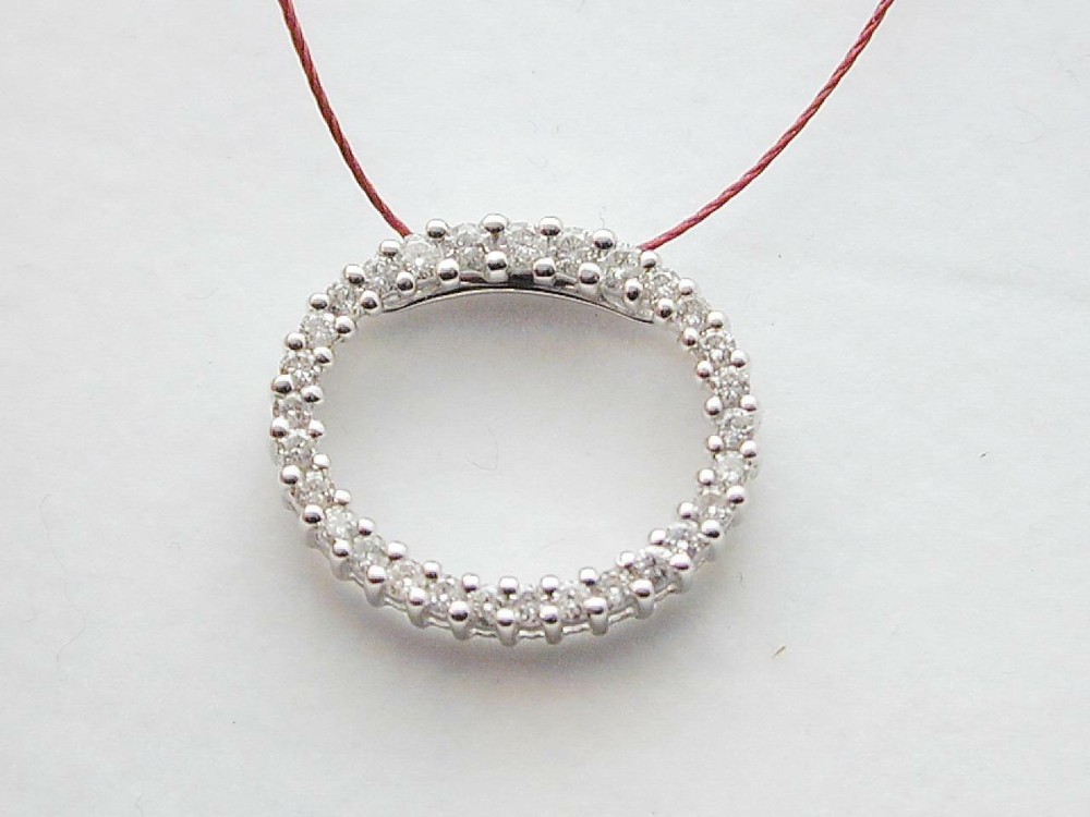 14k White Gold Graduated Open Oval Diamond Slide Pendant