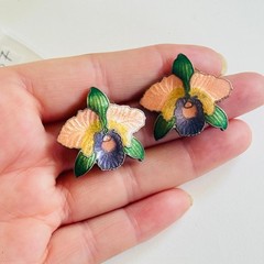 VTG Cloisonne Orchid flower earrings enamel chunky pierced Secret Garden Chic