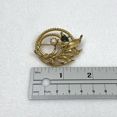 Vintage Sarah Coventry Jade Garden Gold Tone Brooch Faux Pearl Floral Pin