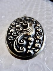 pENDANT PARTRIDGE INA PEAR TREE INTERNATIONAL STERLING JEWELRY VINTAGE neocurio
