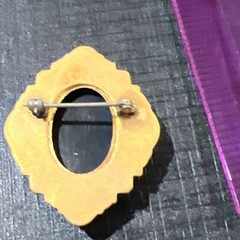 Vintage Cameo Brooch 1.5 In