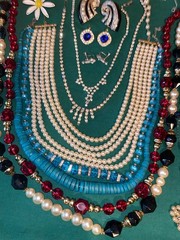 VINTAGE to Modern JEWELRY LOT 6 LBS 168 PCS RHINESTONE RING NECK WEARABLE #19