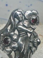 Vintage figurative lady flower band ring size 9.50 sterling silver women