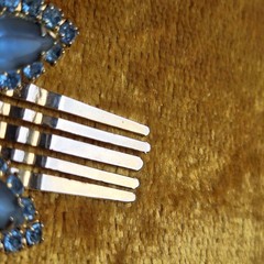 Vtg Weiss Signed Butterfly Hair Comb Mid-century Goldtone Base Blue Rhinestones