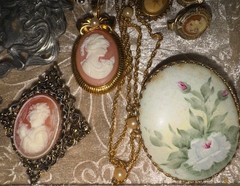 Huge Estate Heirloom Cameo Vtg Mod Romantic Jewelry Lot Brooch Locket Flowers