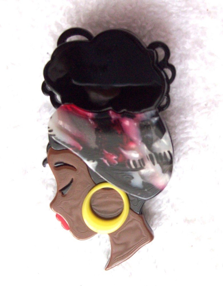 Vintage Wearable Art Fashion Black Lady Hand Layered Acrylic Pin or Brooch – NOS