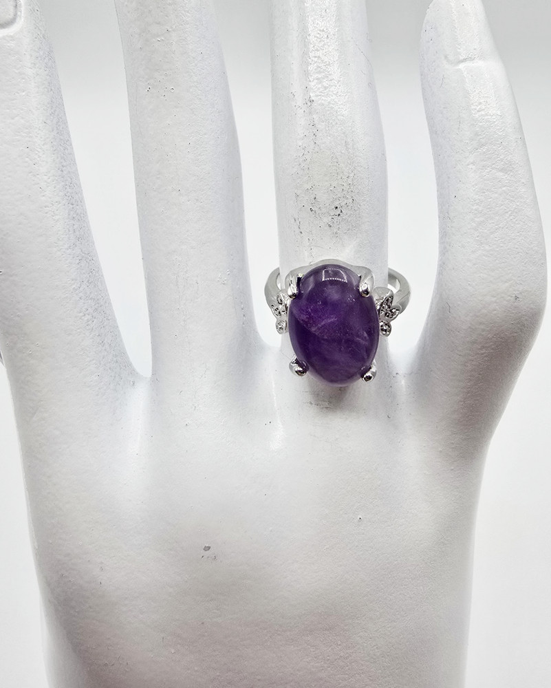 Women’s Silver Tone Oval Amethyst Natural Stone Purple Women’s Ring Size 5