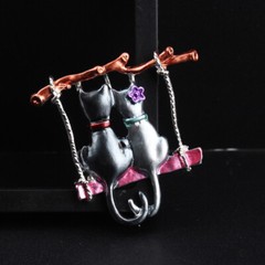 Retro Cute Cartoon Dripping Oil Enamel Cat Brooch Sitting on Swing Accessories