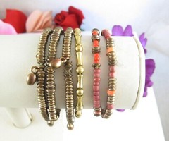 Lot of 6 Vintage BRACELETS Goldtone BEADED Orange Pinks Bead Metal Glass Plastic
