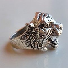 Ancient Antique Tiger Ring Viking Silver color Engraved Size 9
