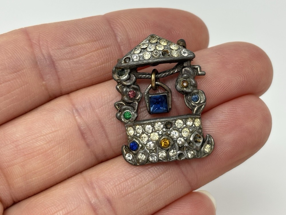 Vintage Art Deco 20s 40s Pot Metal Wishing Well Rhinestone Pin Brooch Figural