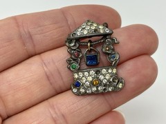 Vintage Art Deco 20s 40s Pot Metal Wishing Well Rhinestone Pin Brooch Figural