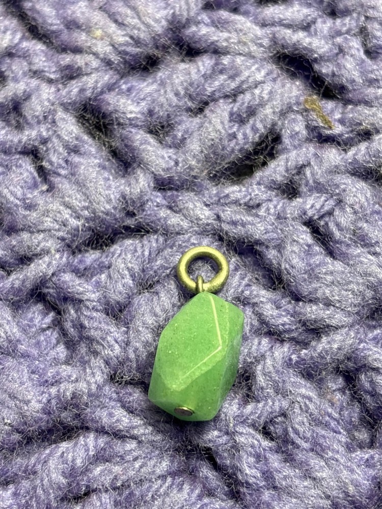 Vintage Faceted Jade Jadeite Stone Pendant 0.5 inch