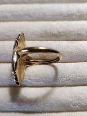 Vintage Avon Kensington Ring Gold Tone Victorian Style Size 7