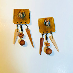 VTG Boho Ethnic Native Tribal Wood Clip Dangle Chevron Earrings Hand Painted