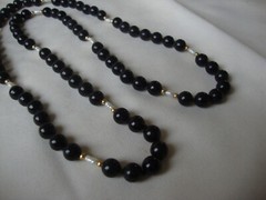 VINTAGE 1970s ‘BEAD MEDLEY’ RICE PEARL BLACK ONYX 30″ ENDLESS BEAD NECKLACE