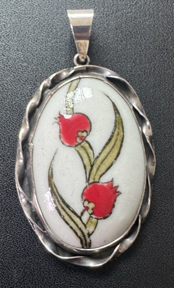 Vintage 925 Sterling Silver Hand Painted Porcelain Floral Pendant 14.84g Oval