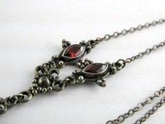 Vintage Sterling Silver Red Garnet and Beaded Pendant Necklace 925 7.8g 15.5 In