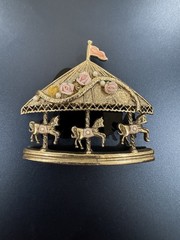 Vtg 1928 Jewelry Company Gold Tone Brooch Pin Carousel Horses Pink Roses