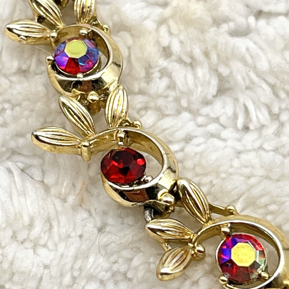 Vintage BSK Necklace Red Aurora Borealis Rhinestone Gold Tone Leaf Choker 14″