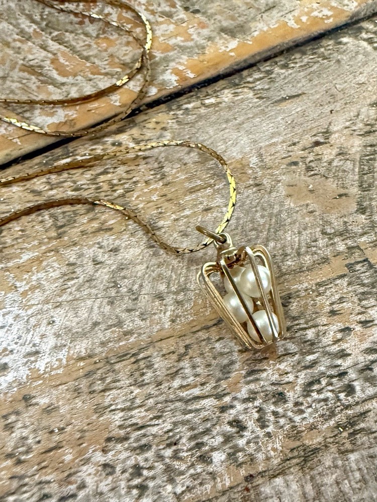 Vintage Bird Cage Necklace Gold Tone Faux Pearl Filled 18”