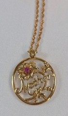 Avon Mother’s Day Vintage Pendant Chain Necklace Gold Tone With Red Ruby Round