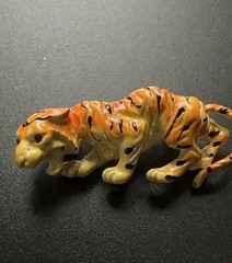Lind Gal Lion & Tiger Brooches Lot Of 2 Orange Stripes Enamel Figural Pins Vtg