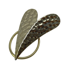 J7I Vintage Hammered Gold Tone Heart Scarf Slide Clip
