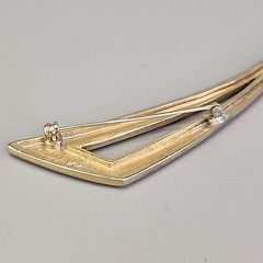 Vintage Modernist Brooch Mid Century Orange Enamel Gold Tone Long 4.25″