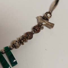 Silvertone Beaded Faux Malachite Gemstone Necklace With Birds Barrel Clasp 21″