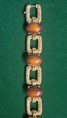 Vintage SIGNED JOMAZ Faux Tortoise & Textured Gold Tone Bracelet Size 7 1/2″