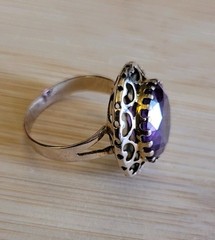10k yellow gold Amethyst ring