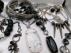 Vintage Estate Costume Jewelry Lot~NR (AVON)~LIZ C~NAPIER~CHICO’S~KENDRA SCOTT