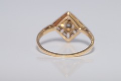 Antique Circa 1920s Art Deco 18k Gold Natural Diamond Navette Design Ring