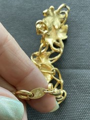 Trifari TM kunio Matsumoto Gold tone Ivy leaf design necklace Vintage estate