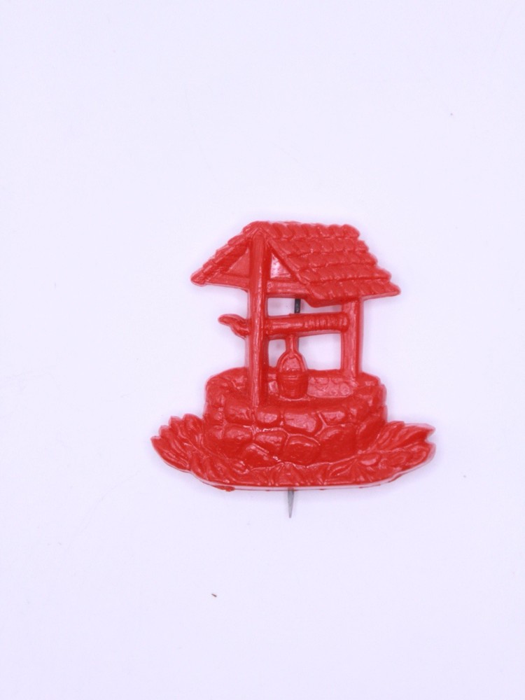 Vintage 1940S Red Wishing Well Pin Brooch