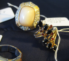 VTG LARGE SZ RINGS VARIES SIGNED PCS. 18K GE, SARAH, BEKAUCH, ESPSITO, SZ 7,8,9
