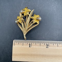 Vtg Signed General Mfg Yellow Enamel Pearls Flower Daffodil Pin Brooch RARE-READ