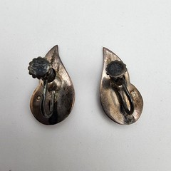 Vtg Siam Sterling Silver Niello Teardrop Screwback Earrings Thai Mekhala Goddess