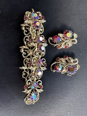 Vintage Gold Coro Red Aura Borealis Bracelet And Clip On Earring Set.