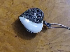 VINTAGE THAI Sterling Silver Mother of Pearl Markasite Heavy Locket 18” Chain