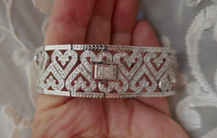 Sterling Silver 21mm Wide Bracelet Pave’ Hearts w Clear CZs 7″ Long in Black Box