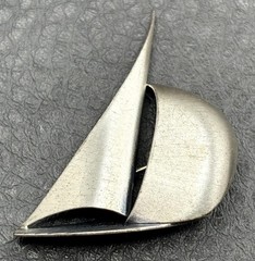 Signed Beau Sterling Silver 3D Sailboat Pin Brooch Vintage Nautical Boat
