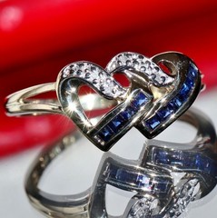 10k y/gold size 7 ring 0.18ct natural treated sapphire diamond heart 1.95g N2536