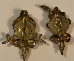 Vintage Pair 1949 Uncas Mfg Co Girl Boy Button Face Pins Brooch Set