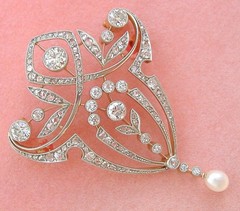 ANTIQUE EDWARDIAN NOUVEAU 2.46 ctw DIAMOND 18K PLATINUM BROOCH or PENDANT 1915